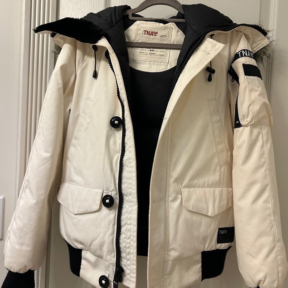Jackets & Blazers - Aritzia Tna parka